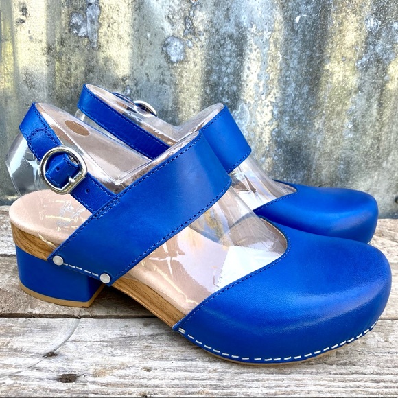 Dansko Shoes - Blemish! Dansko Malin Cobalt Sandals Sz 38